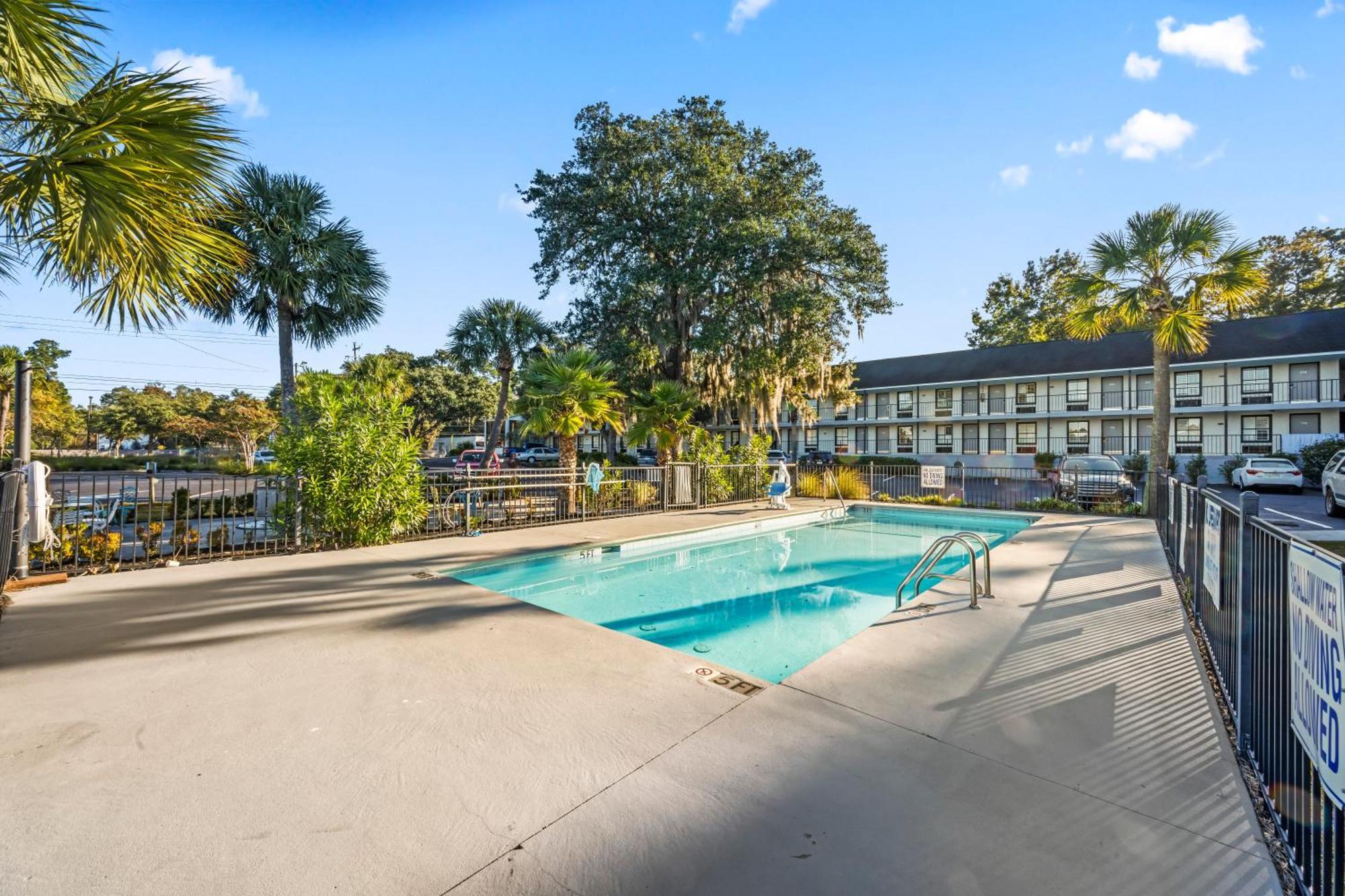 Charleston Creekside Inn Kültér fotó